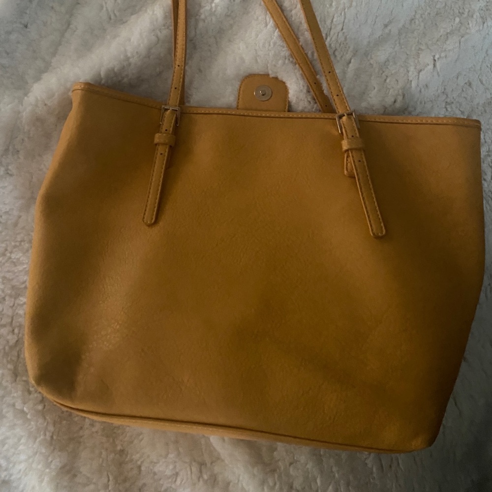 Urban Expressions hand bag/tote